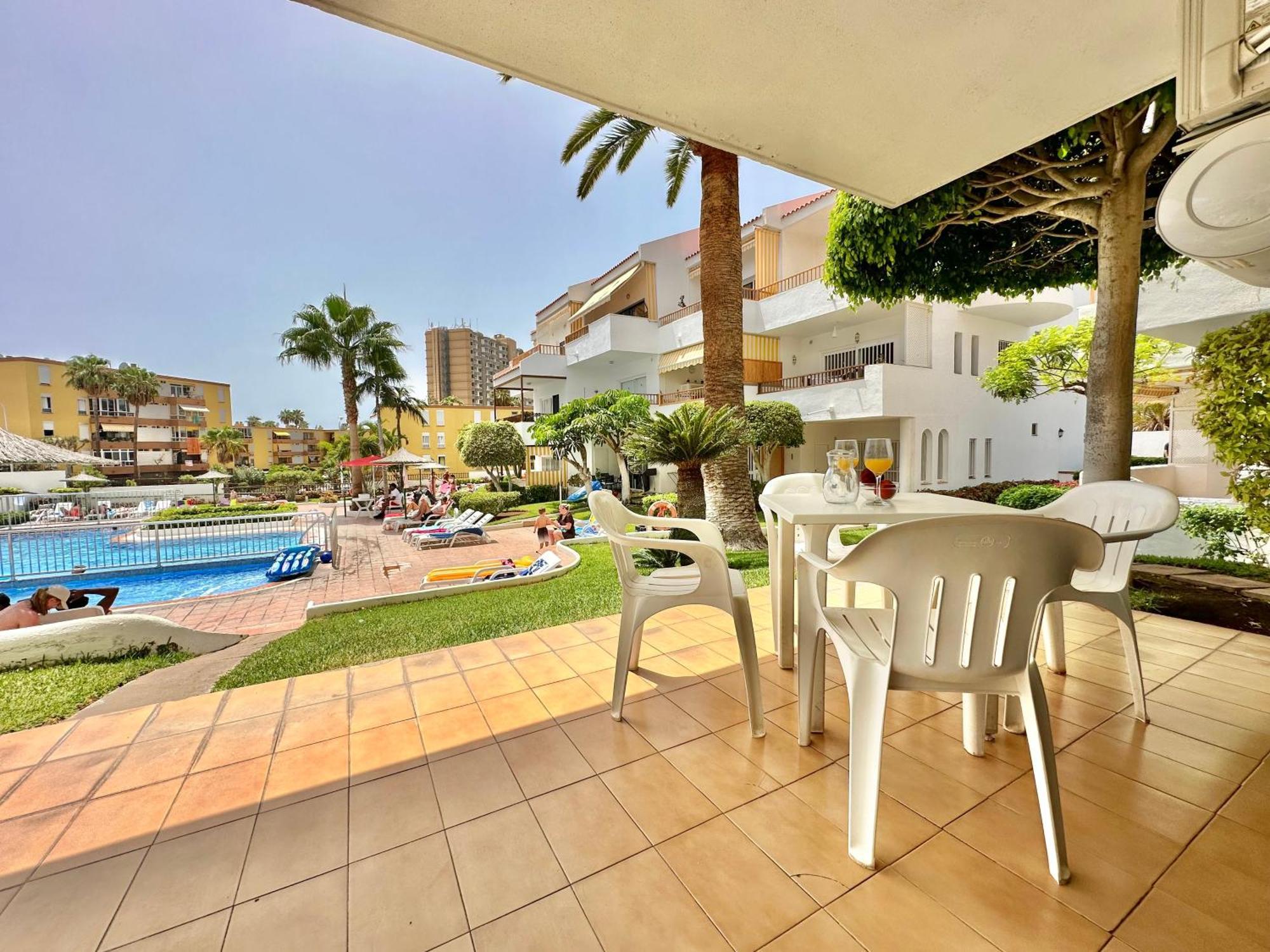 Appartement Pool Views Terrace à Los Cristianos  Extérieur photo